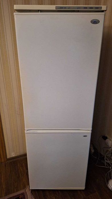 Продам холодильник  б\у
