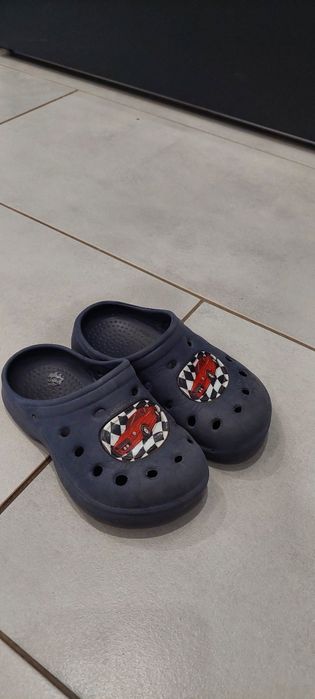 Klapki dla chlopca r. 24/25