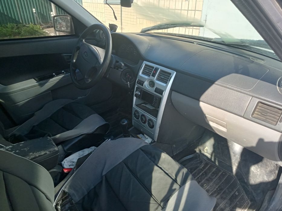 автомобіль ВАЗ 2170