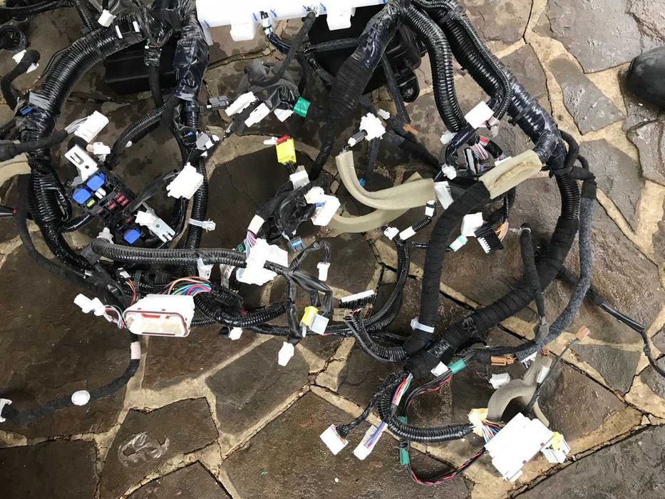 чверть права задня Ніссан Ліф 2018