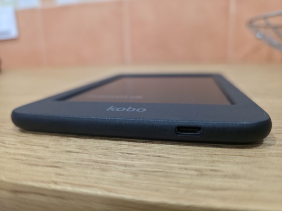 Kobo clara colour