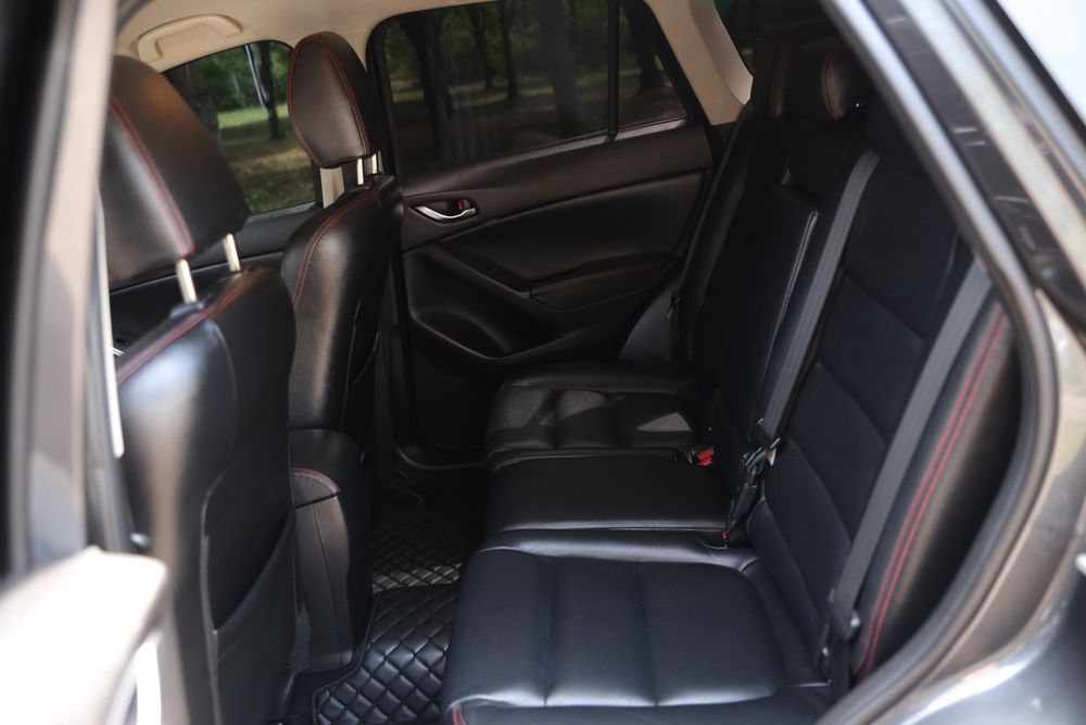 Автомобіль Mazda CX 5