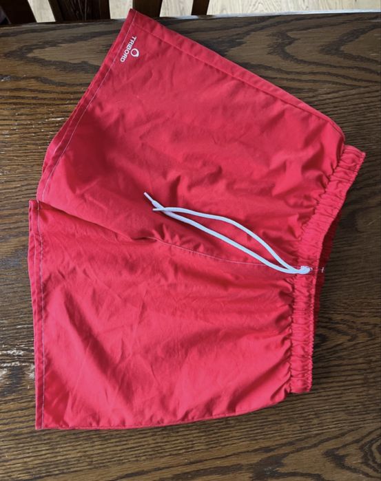 Spodenki czerwone Tribord