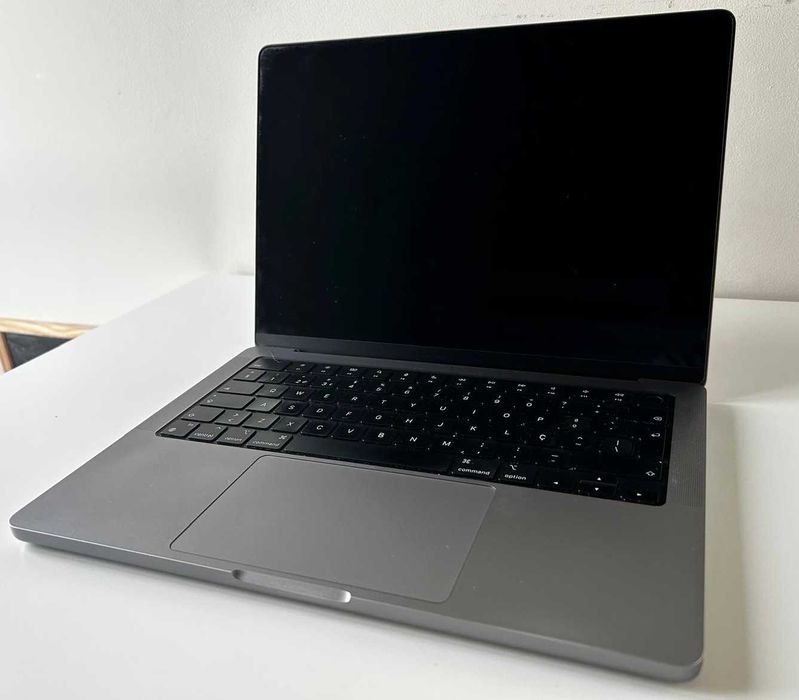 Macbook Pro M1, 14 Polegadas, 16GB RAM, 512 SSD - Excelente Estado