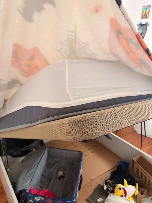 Cama bau casal semi nova