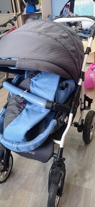 Дитячий візок з люлькою