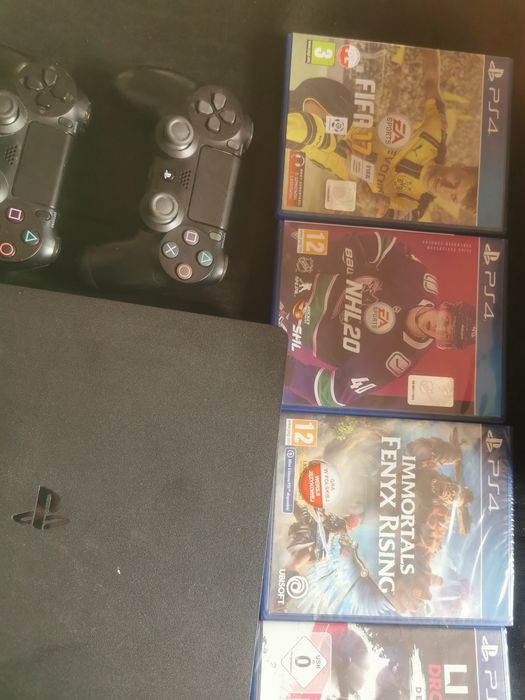 Ps4 slim dwa pady gry