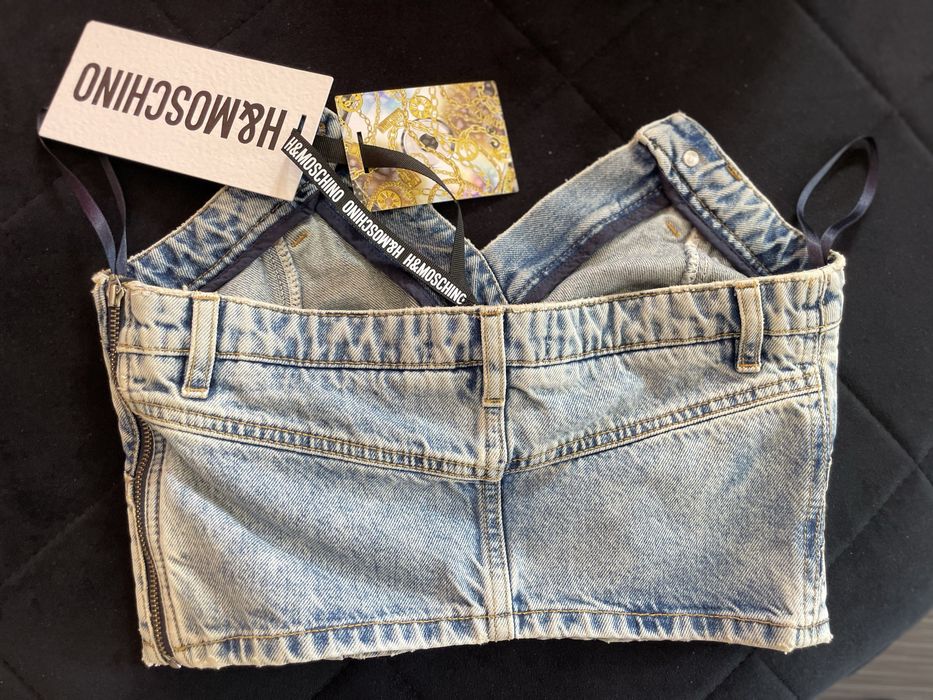 Джинсовий топ від коллобараціі HM&Moschino