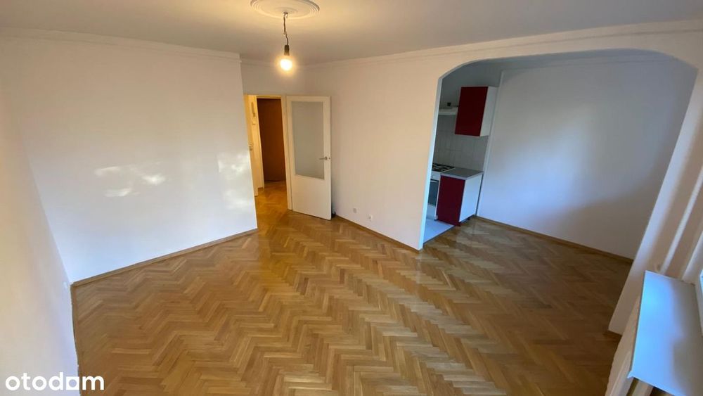 Kraków | 30 m² | Balkon | Winda | Parking | Gotowe do wejścia