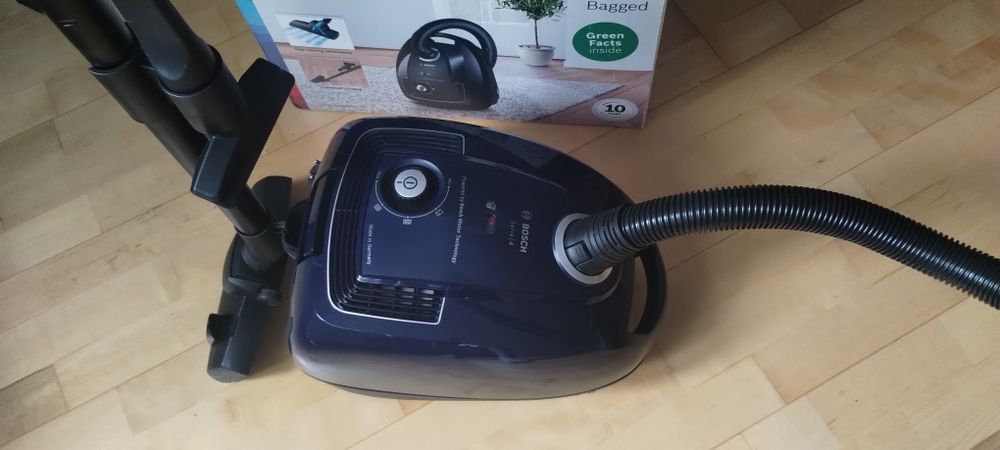 Odkurzacz Bosch BGL38BU1 Serie 4