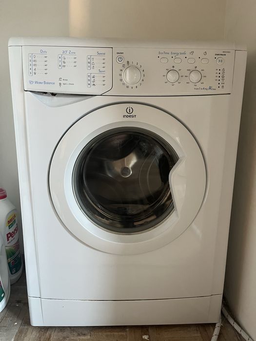 100% Sprawna pralka INDESIT slim biała