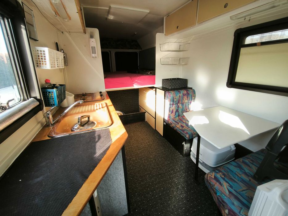 Autocaravana Mercedes 609d  -  pronto a viajar