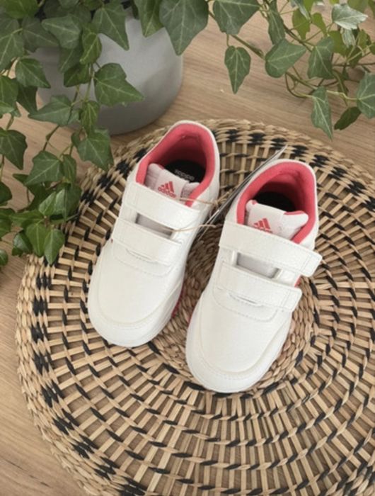 Adidasy na rzepy Adidas 25,5 nowe