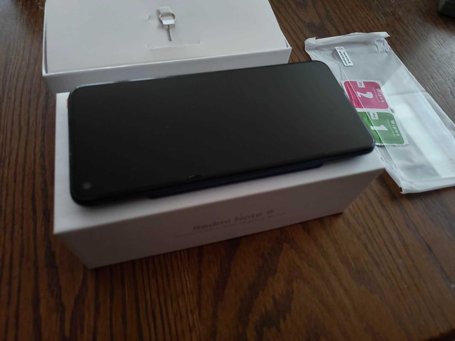 Smartfon Xiaomi Redmi Note 9 4 + 2 GB / 128 GB 4G Dual SIM Szary