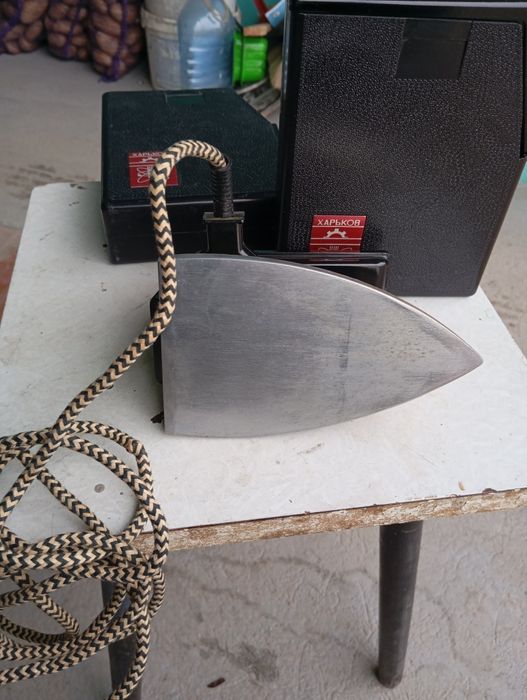 Утюг дорожный, складной в кейсе