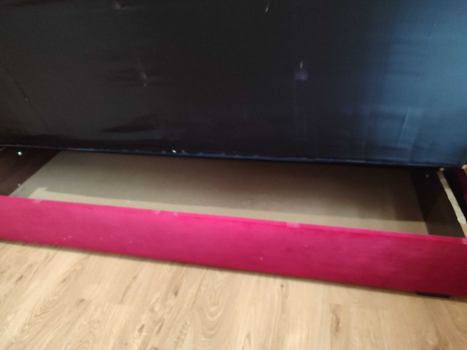 Kanapa firmy Bodzio - czerwona