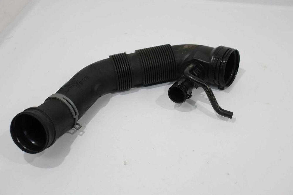 Патрубок 1K0 129 684 AG Audi,Vw ,Skoda
