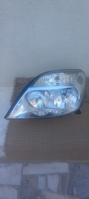 Renault Scénic Farol  Esq