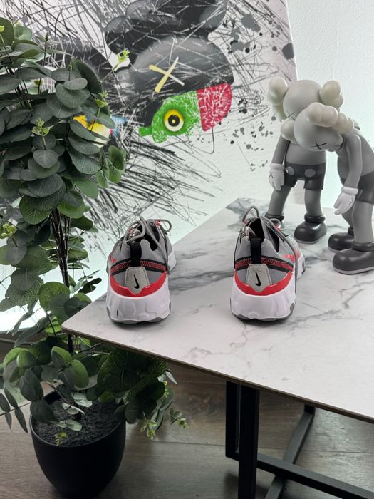 Кросівки Nike Renew Element 55 38 розмір Е7985