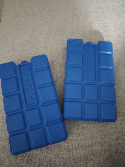 2 wkłady do lodówki turystycznej