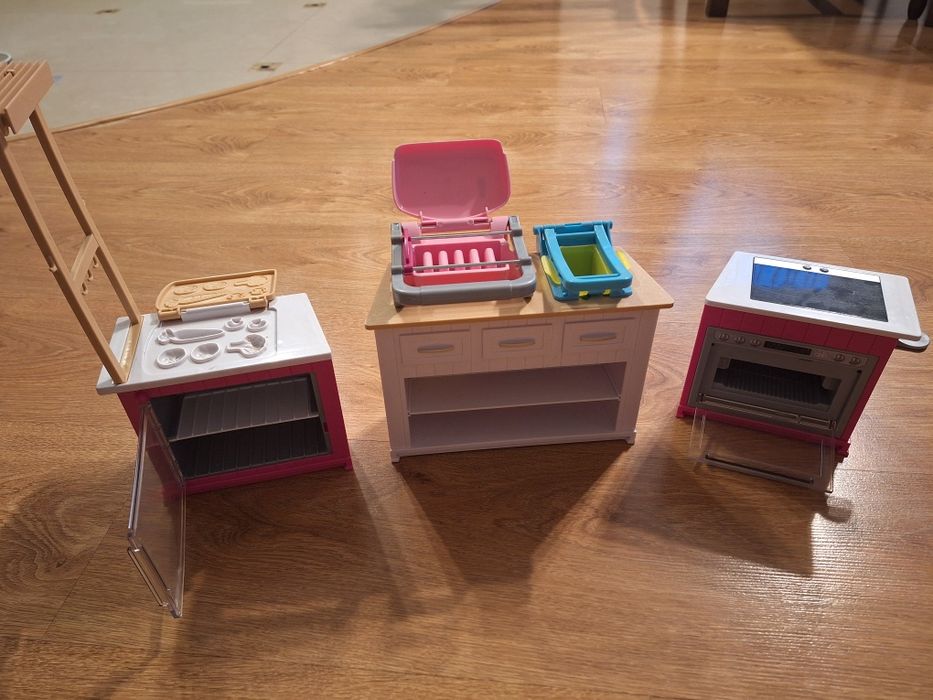 Mała kuchnia Barbie