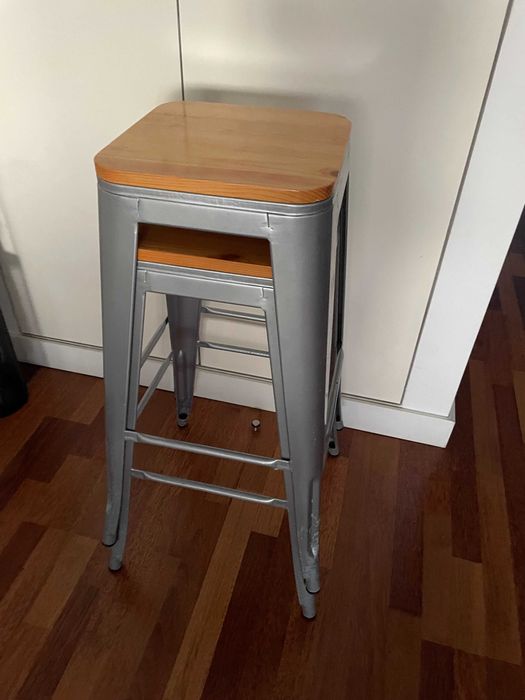 Bancos Altos (2 unidades)