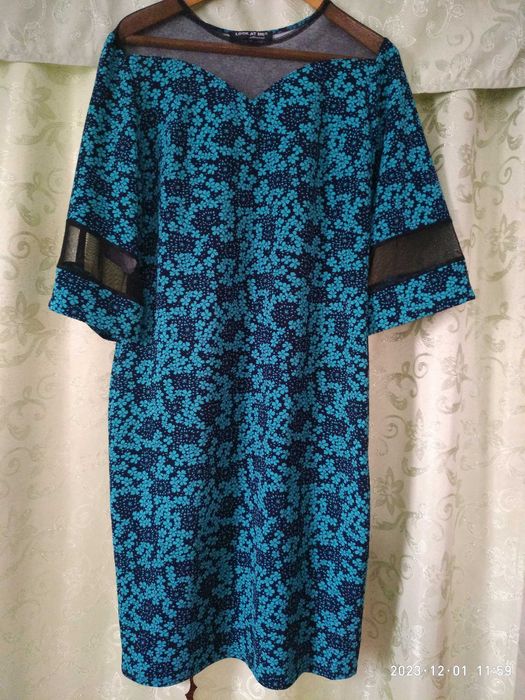 Продам сукню XXL 50-52р.