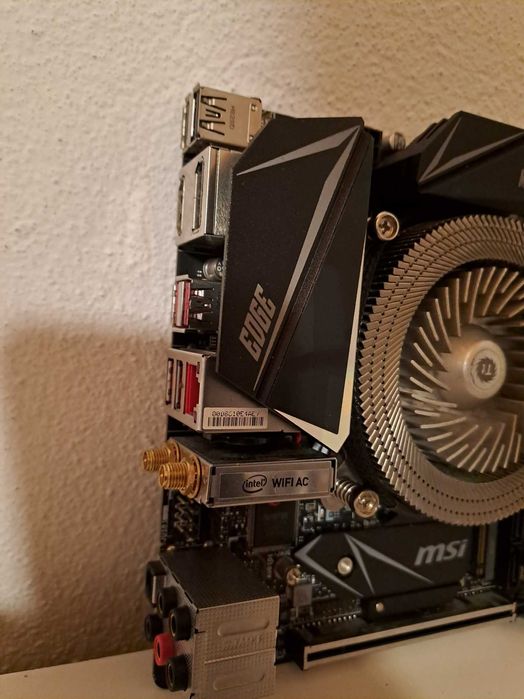 Motherboard MSI MPG Z390i Gaming Edge AC c/ cooler Thermaltake