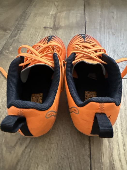 Buty piłkarskie korki Puma Ultra r. 33, 20 cm