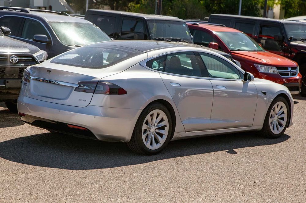 Tesla Model S 100D      2019