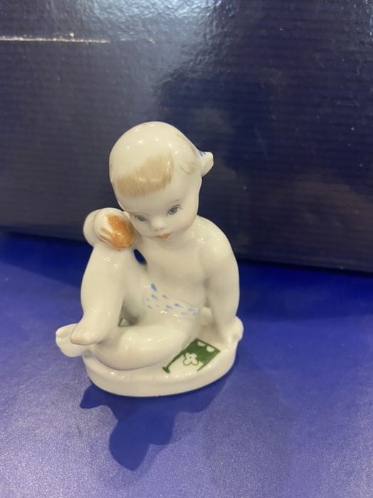 Девочки с мячиком, ЛФЗ.