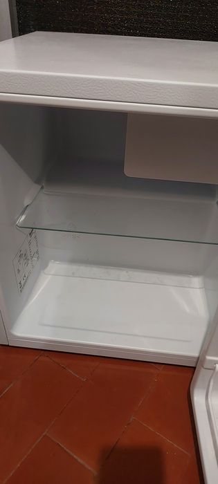 Frigobar Kunft 45 L como novo