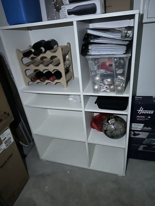 Estante do ikea VIHALS