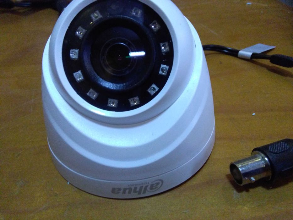 Dahua original, 4CH 1080P, 4 cameras, 4 cables of 20m64171734943235123