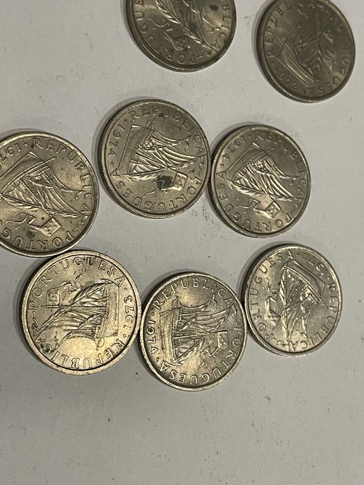 11 moedas de 10$ de varias datas