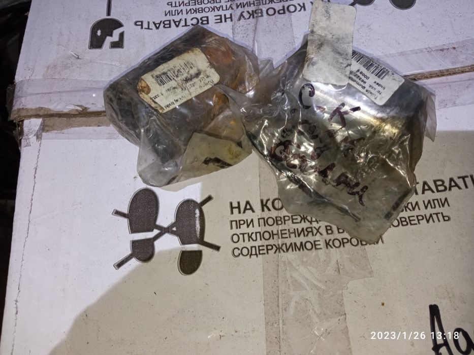 Радіатор пічки Ланос Сенс НОВИЙ (Польща ), втулки підвіски, саленбл