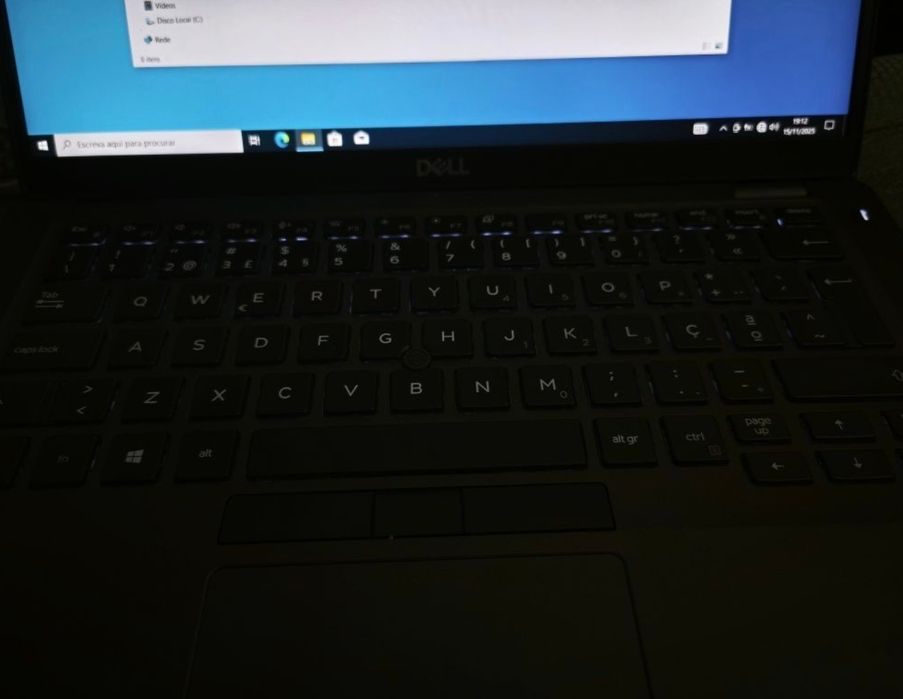 Portátil "Dell"- Latitude 5400 32gb -Ram/ 240gb SSD