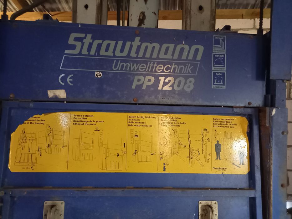 Belownica pionowa Strautmann PP 1208 | Prasa do makulatury i folii | 58 ton