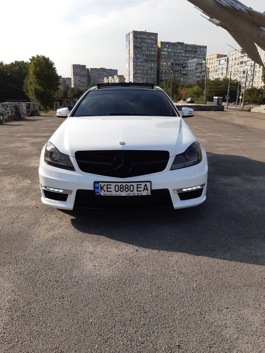 Мерседес С-250 W204.