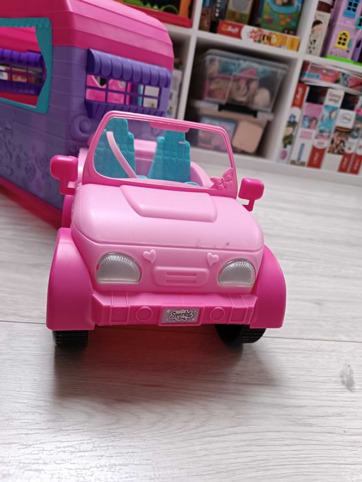 Samochód dla Barbie z przyczepą campingową Camper