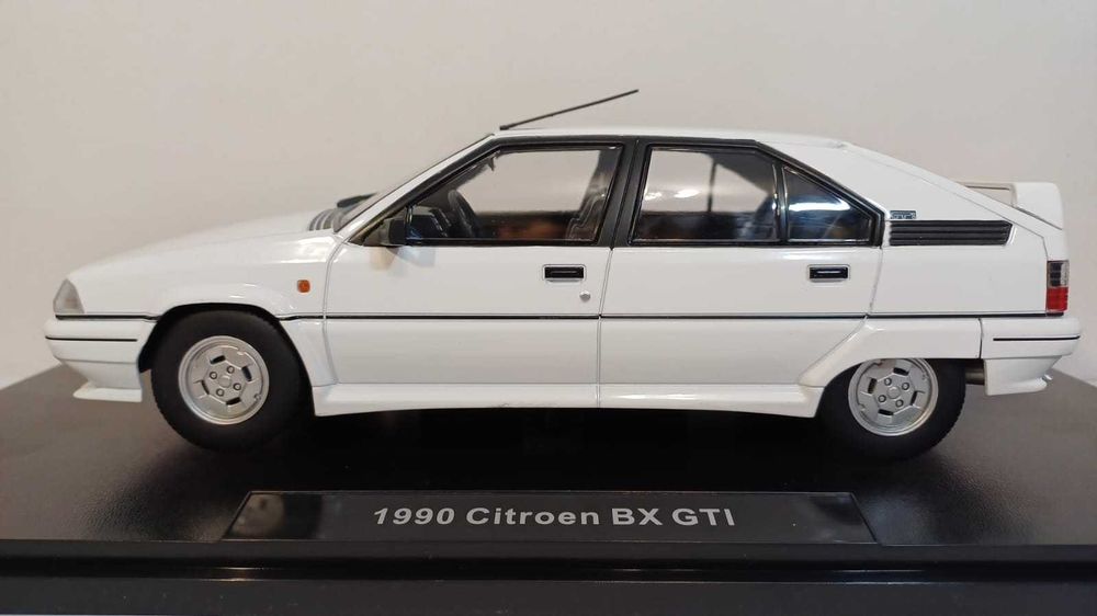 1/18 Citroen BX GTI - Triple 9