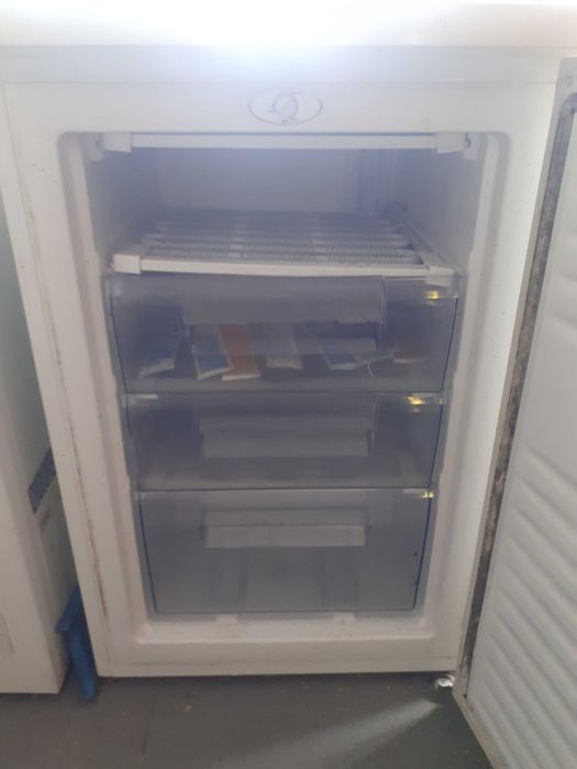 Congelador Vertical Kunft