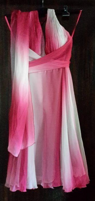 Vestido Rosa e Branco