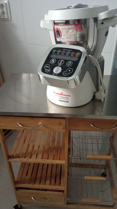 Mesa de apoio de cozinha