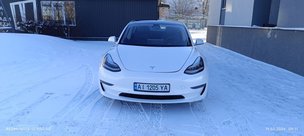Tesla model 3 2019