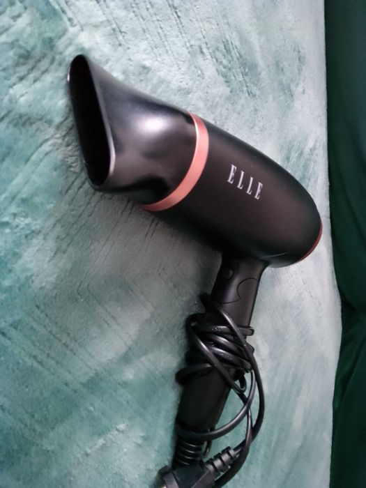 Suszarka do Włosów ELLE _ Hair Dryer, czarna, składana rączka.