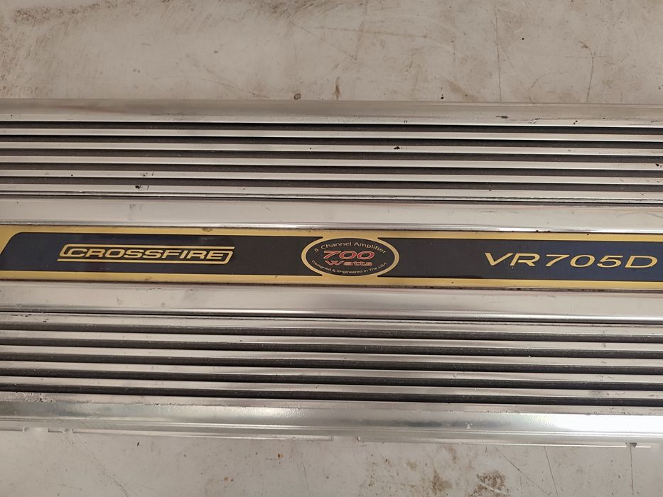 Subwoofer amplificador de carro