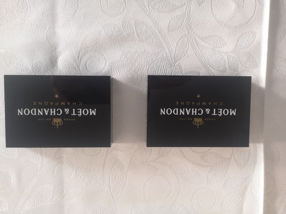 Placas moet & chandon