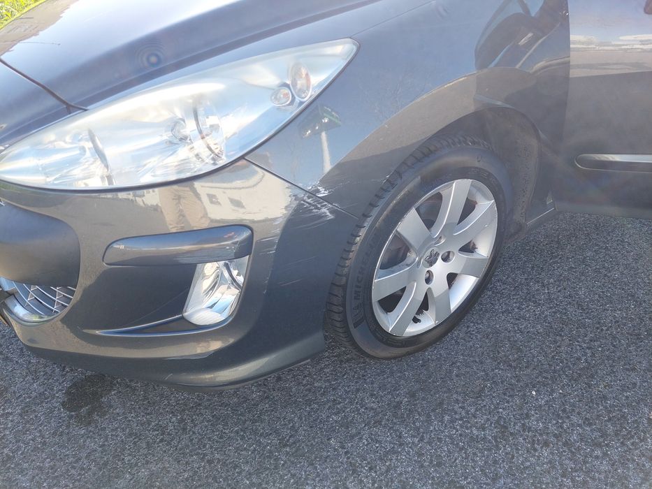 Peugeot 308 — fotografia 3