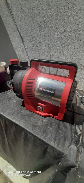 Bomba submersivel como nova.